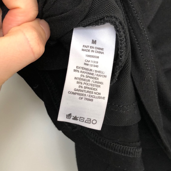 Basic Long Sleeve Black V Neck - Picture 4 of 4